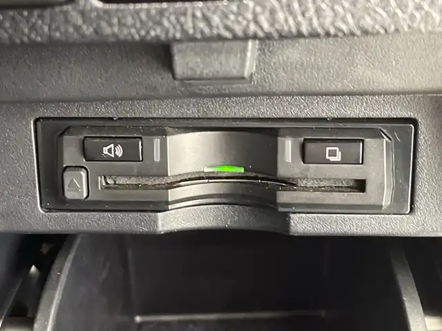 トヨタ アルファード S Cパッケージ 栃木県 2018(平30)年 1.9万km ホワイトパールクリスタルシャイン ALPINE製11インチナビ【EX11Z】/（CD/DVD/フルセグTV/Bluetooth/SD/USB/HDMI）/バックカメラ/フロントカメラ/サイドカメラ/ALPINE製フリップダウンモニター/サンルーフ/レザーシート/トヨタセーフティセンス/コーナーセンサー/ETC/両側パワースライドドア/パワーバックドア/パワーシート/メモリーシート/シートヒーター/シートエアコン/禁煙車/デジタルインナーミラー/オートライト/LEDヘッドライト/横滑り防止装置/AC100V電源/スマートキー/プッシュスタート/革巻きステアリング/ステアリングヒーター/純正18インチアルミホイール/社外フロアマット/電動パーキングブレーキ