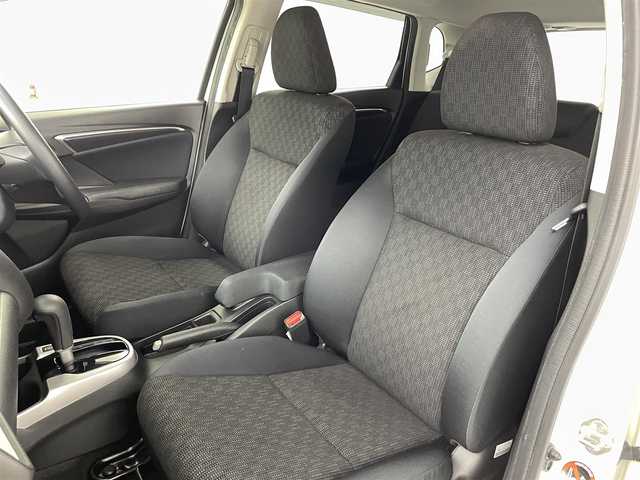 ホンダ フィット 13G Lパッケージ 福島県 2014(平26)年 10.9万km プレミアムホワイトパール 社外ナビゲーション　/【ＣＤ/ＤＶＤ/フルセグＴＶ/FＭ/ＡＭ/Ｂｌｕｅｔｏｏｔｈ】/バックカメラ　/スマートキー　/・プッシュスタート　/オートライト　/純正フロアマット　/横滑り防止装置　/ドアバイザー/取扱説明書　/冬タイヤ積み込み