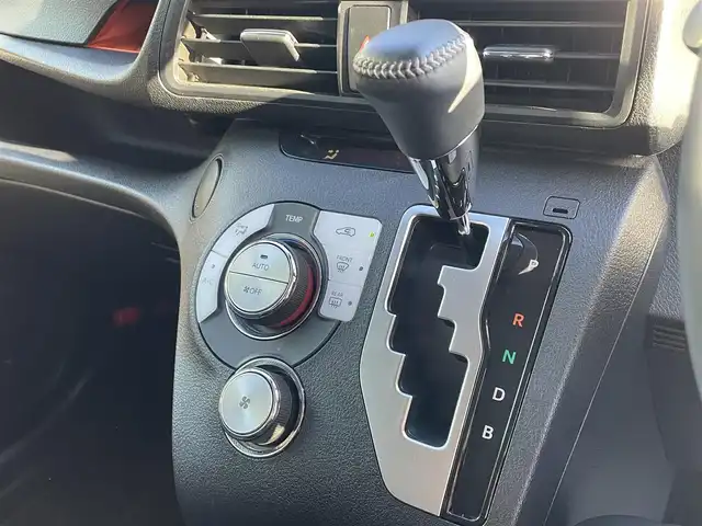 トヨタ シエンタ ハイブリッド ファンベースG クエロ 福岡県 2020(令2)年 3.5万km センシュアルレッドマイカ 純正7型SDナビ(フルセグTV/CD/DVD/BT)アラウンドビュートヨタセーフティコーナーセンサー両側パワスラクルコンシートヒーターハンドルヒーターUSB純正フロアマット純正LEDプッシュスタートスマートキー