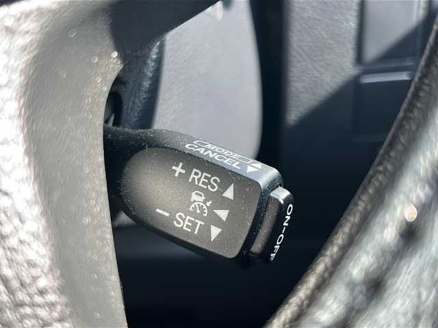 トヨタ アルファード S 山形県 2016(平28)年 8万km グレーメタリック 4WD/衝突被害軽減システム/純正ナビ/（Bluetooth/CD/DVD/フルセグ)/ワンオーナー/レーダークルーズコントロール/両側パワースライドドア/前後ドライブレコーダー/前後コーナーセンサー/ビルトインETC/横滑り防止装置/フォグランプ/AC100V電源/純正アルミホイール/純正フロアマット/電動格納ミラー/ウィンカーミラー/ドアバイザー/社外ステアリングカバー/スマートキー/スペアキー