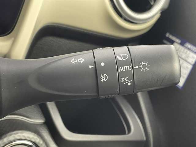 スズキ クロスビー HYBRID MZ 茨城県 2023(令5)年 1万km キャラバンアイボリーパールメタリック/ホワイト 2トーンルーフ 社外8型ナビ/全周囲カメラ/フルセグ/衝突被害軽減ブレーキ/車線逸脱抑制装置/レーダークルーズコントロール/オートマチックハイビーム/クリアランスソナー/ETC/ドラレコ/シートヒーター/純正16インチAW/LEDヘッドライト/スマートキー