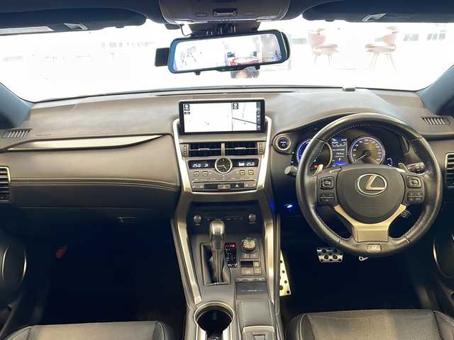 レクサス ＮＸ 300h Fスポーツ 岐阜県 2019(令1)年 4.3万km ホワイトノーヴァガラスフレーク M’s　SPEEDエアロパーツ/M’s　SPEEDマフラー/社外20インチアルミホイール/１０．１インチワイドディスプレイ/バックモニター/サードビューモニター/Bluetooth/フルセグ視聴/ブラインドスポットモニター/３眼ＬＥＤヘッドライト/オートハイビーム/オートライト/レザーシート/前席シートヒーター/前席エアシート/前席パワーシート/運転席メモリーシート/社外デジタルインナーミラー/　前後ドライブレコーダー/ＥＴＣ２．０/パワーバックドア/プッシュスタート/スマートキー/プリクラッシュセーフティ/追従クルーズコントロール/ブレーキホールド/コーナーセンサー