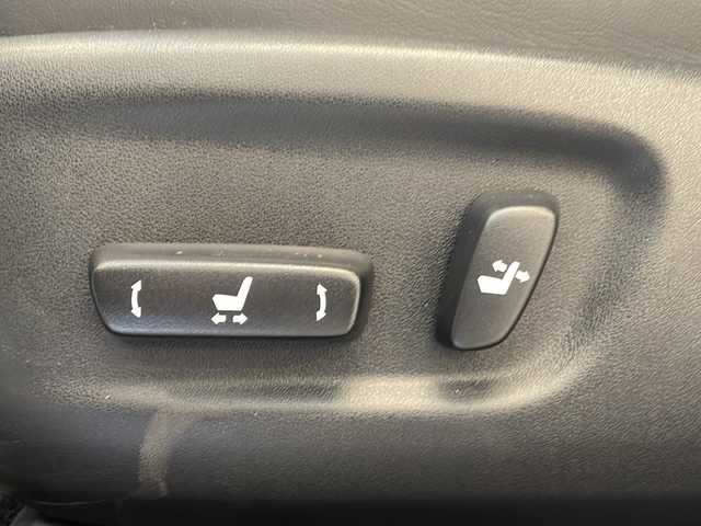 レクサス ＮＸ 300h Fスポーツ 岐阜県 2019(令1)年 4.3万km ホワイトノーヴァガラスフレーク M’s　SPEEDエアロパーツ/M’s　SPEEDマフラー/社外20インチアルミホイール/１０．１インチワイドディスプレイ/バックモニター/サードビューモニター/Bluetooth/フルセグ視聴/ブラインドスポットモニター/３眼ＬＥＤヘッドライト/オートハイビーム/オートライト/レザーシート/前席シートヒーター/前席エアシート/前席パワーシート/運転席メモリーシート/社外デジタルインナーミラー/　前後ドライブレコーダー/ＥＴＣ２．０/パワーバックドア/プッシュスタート/スマートキー/プリクラッシュセーフティ/追従クルーズコントロール/ブレーキホールド/コーナーセンサー