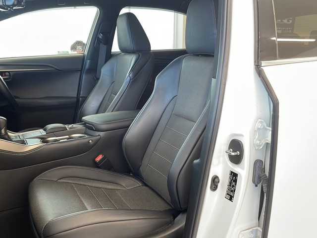 レクサス ＮＸ 300h Fスポーツ 岐阜県 2019(令1)年 4.3万km ホワイトノーヴァガラスフレーク M’s　SPEEDエアロパーツ/M’s　SPEEDマフラー/社外20インチアルミホイール/１０．１インチワイドディスプレイ/バックモニター/サードビューモニター/Bluetooth/フルセグ視聴/ブラインドスポットモニター/３眼ＬＥＤヘッドライト/オートハイビーム/オートライト/レザーシート/前席シートヒーター/前席エアシート/前席パワーシート/運転席メモリーシート/社外デジタルインナーミラー/　前後ドライブレコーダー/ＥＴＣ２．０/パワーバックドア/プッシュスタート/スマートキー/プリクラッシュセーフティ/追従クルーズコントロール/ブレーキホールド/コーナーセンサー