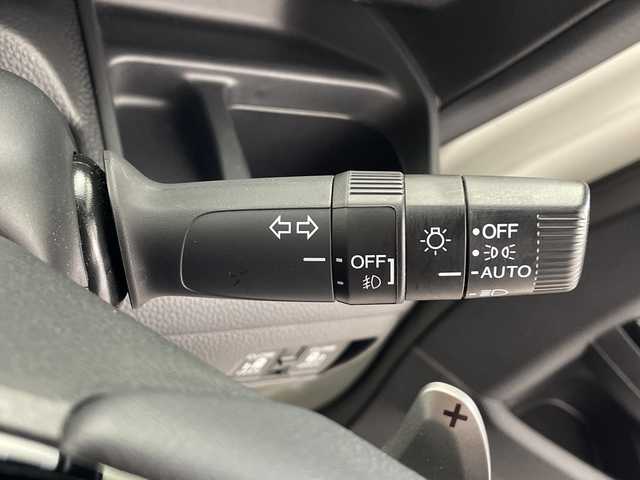 ホンダ Ｎ ＢＯＸ カスタム L ターボ 鹿児島県 2021(令3)年 3.1万km プラチナホワイトパール 純正8インチナビ/（AM/FM/CD/DVD/Bluetooth）/ホンダセンシング/・衝突軽減ブレーキ/・誤発進抑制機能/・後方誤発進抑制機能/・路外逸脱抑制機能/・車線維持支援システム/・アダプティブクルーズコントロール/・オートハイビーム/・先行車発進お知らせ機能/・歩行者事故低減ステアリング/・標識認識機能/バックカメラ/ETC/前後ドライブレコーダー/両側パワースライドドア/ターボ/前席シートヒーター/ステアリングスイッチ/パドルシフト/LEDヘッドランプ/フォグランプ/オートライト/スマートキー/電動格納ミラー/純正15インチAW/純正フロアマット/ドアバイザー