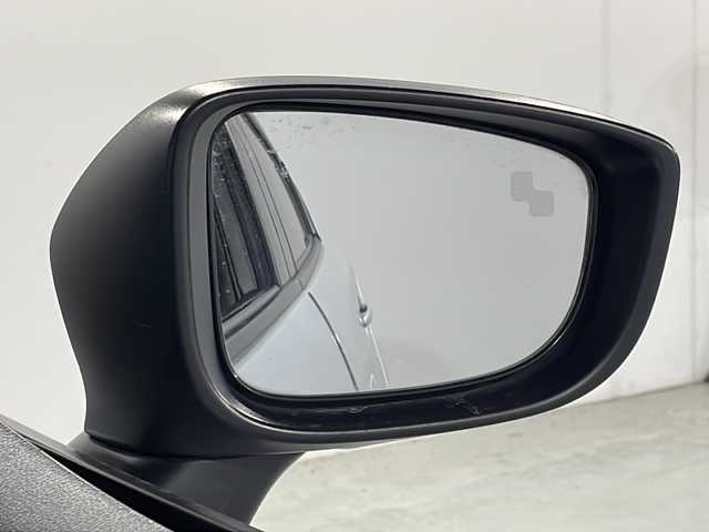 マツダ デミオ XD ツーリング 広島県 2016(平28)年 5.8万km ソニックシルバーM 禁煙車/純正ナビ/バックカメラ/シートヒーター/ヘッドアップディスプレイ/ブラインドスポットモニター/クルーズコントロール/パドルシフト/ＥＴＣ/衝突被害軽減/オートハイビーム/レーンキープ/フォグランプ/ＬＥＤヘッドライト/社外16インチアルミホイール(185/60/R16)/エアバッグ(運転席/助手席/サイド/カーテン)