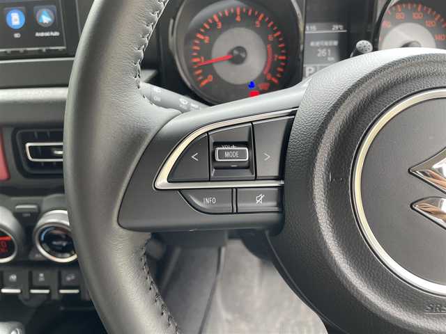 スズキ ジムニー シエラ JC 滋賀県 2024(令6)年 0.6万km ブルーイッシュブラックパール3 社外9インチナビ/【Bluetooth/CD/DVD/フルセグTV】/バックカメラ/4WD/クルーズコントロール/レーンキープアシスト/衝突軽減ブレーキ/ヒルディセントコントロール/リアソナー/LEDヘッドライト/オートマチックハイビーム/ビルトインETC/D/Nシートヒーター/リアタイヤ/社外フロアマット/プッシュスタート/スマートキー/ステアリングリモコン