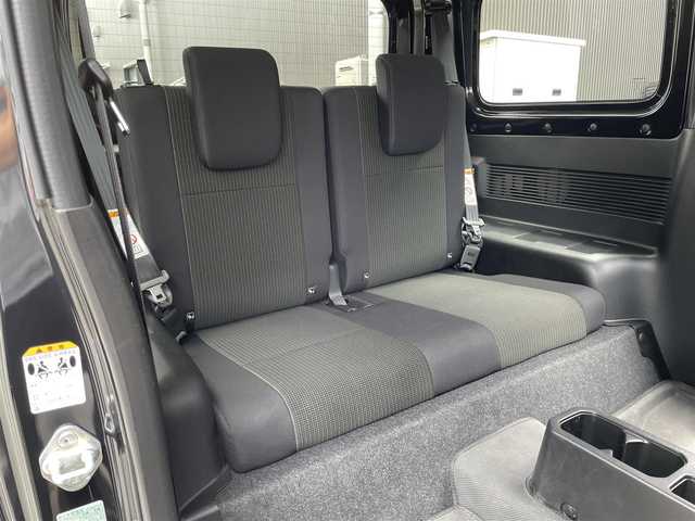 スズキ ジムニー シエラ JC 滋賀県 2024(令6)年 0.6万km ブルーイッシュブラックパール3 社外9インチナビ/【Bluetooth/CD/DVD/フルセグTV】/バックカメラ/4WD/クルーズコントロール/レーンキープアシスト/衝突軽減ブレーキ/ヒルディセントコントロール/リアソナー/LEDヘッドライト/オートマチックハイビーム/ビルトインETC/D/Nシートヒーター/リアタイヤ/社外フロアマット/プッシュスタート/スマートキー/ステアリングリモコン