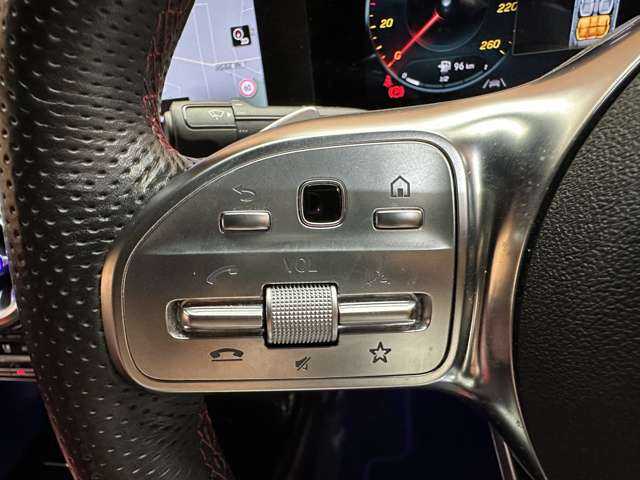 メルセデス・ベンツ ＣＬＡ２００ｄ AMGライン 千葉県 2020(令2)年 4.2万km デジタルホワイト ＡＭＧレザーエクスクルーシブＰＫＧ　/アドバンスドＰＫＧ　/パノラマＳＲ　/ＨＵＤ　/ＡＣＣ　/赤黒レザーシート　/ナビ　/ＴＶ　/３６０°シートＨ　　/オートハイビーム　/アンビエントライト　/ＲＳＰ　/ドラレコ　/ＥＴＣ