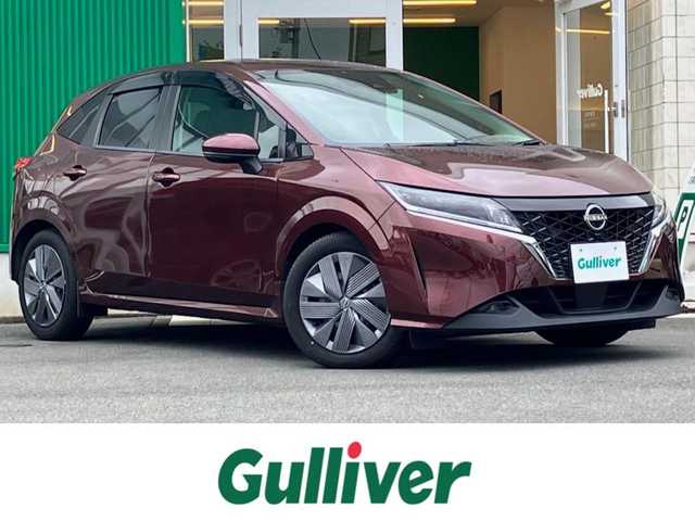 日産 ノート X 静岡県 2022(令4)年 1.1万km バーガンディー 純正9インチナビ(BT/フルセグ)/全方位カメラ/純正ドライブレコーダー/ETC2.0/ワンオーナー/エンジンスタートボタン/パワーステアリング/パワーウィンドウ/取扱説明書/アイドリングストップ/スマートキー/スペアキー１本/オートエアコン/USB入力端子/フロアマット/ABS/横滑り防止装置/コーナーセンサー前後/オートライト/オートマチックハイビーム/LEDヘッドライト/W+サイドエアバッグ/衝突軽減システム/ワイヤレス充電/デジタルインナーミラー/HDMI接続/BSM