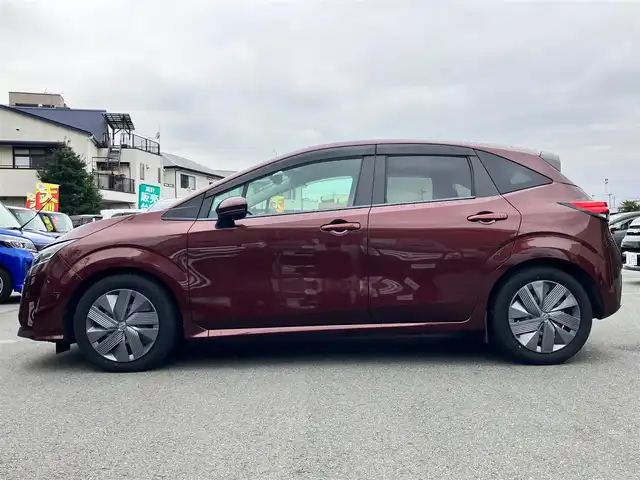 日産 ノート X 静岡県 2022(令4)年 1.1万km バーガンディー 純正9インチナビ(BT/フルセグ)/全方位カメラ/純正ドライブレコーダー/ETC2.0/ワンオーナー/エンジンスタートボタン/パワーステアリング/パワーウィンドウ/取扱説明書/アイドリングストップ/スマートキー/スペアキー１本/オートエアコン/USB入力端子/フロアマット/ABS/横滑り防止装置/コーナーセンサー前後/オートライト/オートマチックハイビーム/LEDヘッドライト/W+サイドエアバッグ/衝突軽減システム/ワイヤレス充電/デジタルインナーミラー/HDMI接続/BSM
