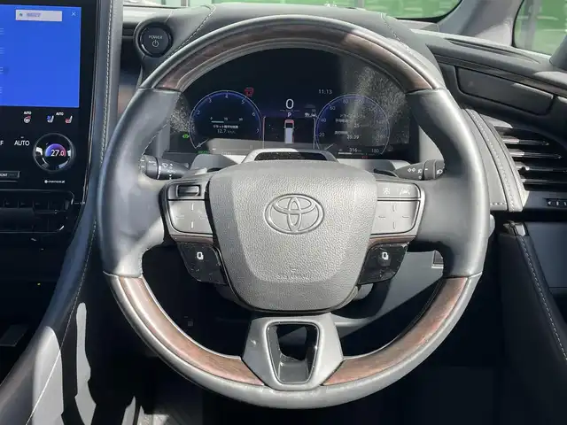 トヨタ ヴェルファイア ハイブリット Z プレミア 和歌山県 2023(令5)年 2.8万km ブラック 純正12.3インチナビ/全方位カメラ/フルセグTV/衝突軽減ブレーキ/ブラインドスポットモニター/レーダークルコン/オートライト/前後コーナーセンサー/純正12.1インチフリップダウンモニター/ムーンルーフ/ユニバーサルステップ/ヘッドアップディスプレイ/両側パワスラ/電動リアゲート/ドラレコ/ETC/置くだけ充電器/シートヒーター/シートベンチレーション/パワーシート/シートメモリー/レザーシート/ステアリングヒーター/パドルシフト