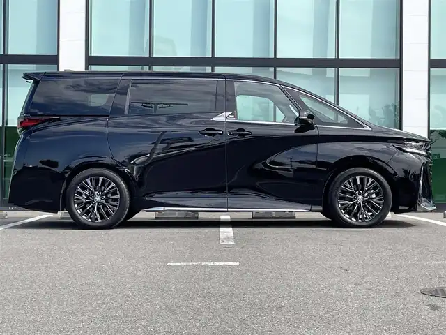 トヨタ ヴェルファイア ハイブリット Z プレミア 和歌山県 2023(令5)年 2.8万km ブラック 純正12.3インチナビ/全方位カメラ/フルセグTV/衝突軽減ブレーキ/ブラインドスポットモニター/レーダークルコン/オートライト/前後コーナーセンサー/純正12.1インチフリップダウンモニター/ムーンルーフ/ユニバーサルステップ/ヘッドアップディスプレイ/両側パワスラ/電動リアゲート/ドラレコ/ETC/置くだけ充電器/シートヒーター/シートベンチレーション/パワーシート/シートメモリー/レザーシート/ステアリングヒーター/パドルシフト