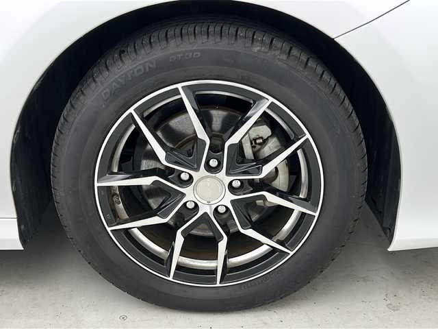 トヨタ カムリ G 宮城県 2017(平29)年 3.3万km プラチナホワイトパールマイカ 禁煙車/トヨタセーフティセンス/・プリクラッシュセーフティ/・レーンディパーチャーアラート/・レーダークルーズコントロール/・オートハイビーム/純正SDナビ/・CD.DVD.SD.BT/フルセグTV/バックモニター/D席パワーシート/ビルトインETC/ドライブレコーダー（FR）/電動パーキングブレーキ/オートホールド機能/LEDヘッドライト/LEDフォグランプ/ステアリングスイッチ/横滑り防止装置/プッシュスタート/スマートキー/社外17インチアルミホイール/社外フロアマット