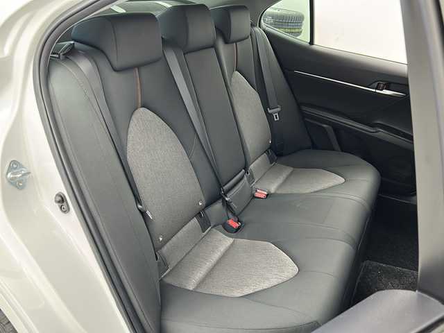 トヨタ カムリ G 宮城県 2017(平29)年 3.3万km プラチナホワイトパールマイカ 禁煙車/トヨタセーフティセンス/・プリクラッシュセーフティ/・レーンディパーチャーアラート/・レーダークルーズコントロール/・オートハイビーム/純正SDナビ/・CD.DVD.SD.BT/フルセグTV/バックモニター/D席パワーシート/ビルトインETC/ドライブレコーダー（FR）/電動パーキングブレーキ/オートホールド機能/LEDヘッドライト/LEDフォグランプ/ステアリングスイッチ/横滑り防止装置/プッシュスタート/スマートキー/社外17インチアルミホイール/社外フロアマット