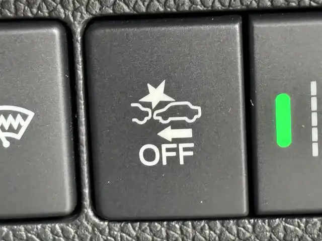 ホンダ フリード G ブラックスタイル 福岡県 2023(令5)年 0.8万km シルバーミストグリーンM ワンオーナー　/後席モニター　/社外ナビ／フルセグＴＶ　/バックカメラ　/ＥＴＣ　/前後ドラレコ　/レーダークルコン　/衝突被害軽減ブレーキ　/レーンキープ　/アイドリングストップ　/両側電動スライドドア　/シートヒーター