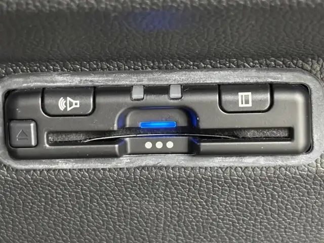 ホンダ フリード G ブラックスタイル 福岡県 2023(令5)年 0.8万km シルバーミストグリーンM ワンオーナー　/後席モニター　/社外ナビ／フルセグＴＶ　/バックカメラ　/ＥＴＣ　/前後ドラレコ　/レーダークルコン　/衝突被害軽減ブレーキ　/レーンキープ　/アイドリングストップ　/両側電動スライドドア　/シートヒーター