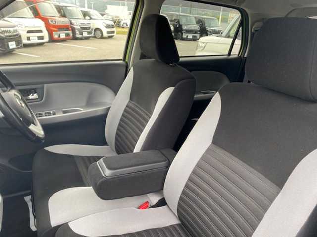 ダイハツ キャスト アクティバ G SAⅡ 兵庫県 2017(平29)年 7.4万km フレッシュグリーンM 社外ナビ（FM/AM/BT/DVD)/・ワンセグTV/レーンアシスト/衝突軽減システム/横滑り防止/アイドリングストップ/ドライブレコーダー/ETC/LEDヘッドライト/プッシュスタート