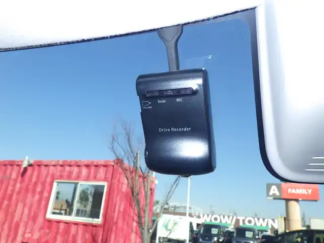 日産 デイズ ルークス X Vセレクション 千葉県 2016(平28)年 6.3万km ホワイトパール エマージェンシーブレーキ/両側パワースライドドア/純正SDナビ/地デジTV/【DVD/CD再生機能】/アラウンドビューモニター/ドライブレコーダー/革巻きステアリング/純正14インチアルミホイル/インテリジェントキー