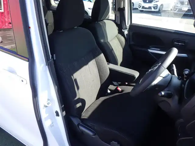 日産 デイズ ルークス X Vセレクション 千葉県 2016(平28)年 6.3万km ホワイトパール エマージェンシーブレーキ/両側パワースライドドア/純正SDナビ/地デジTV/【DVD/CD再生機能】/アラウンドビューモニター/ドライブレコーダー/革巻きステアリング/純正14インチアルミホイル/インテリジェントキー