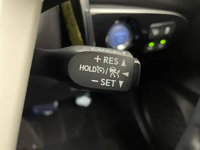 トヨタ プリウス A 宮城県 2018(平30)年 3万km シルバーM 純正ナビ/アダプティブクルーズコントロール/クリアランスソナー/ＬＥＤヘッドランプ/ヘッドアップディスプレイ/アドバンスドパーク/プリクラッシュセーフティ/BSM/レーントレーシングアシスト/オートマチックハイビーム/バックカメラ/ＥＴＣ/ドライブレコーダー/Bluetoothオーディオ/フルセグTV/禁煙車