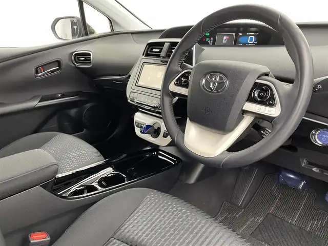 トヨタ プリウス A 宮城県 2018(平30)年 3万km シルバーM 純正ナビ/アダプティブクルーズコントロール/クリアランスソナー/ＬＥＤヘッドランプ/ヘッドアップディスプレイ/アドバンスドパーク/プリクラッシュセーフティ/BSM/レーントレーシングアシスト/オートマチックハイビーム/バックカメラ/ＥＴＣ/ドライブレコーダー/Bluetoothオーディオ/フルセグTV/禁煙車