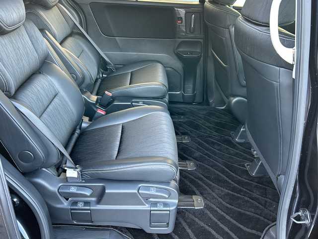 ホンダ オデッセイ アブソルート EX 大阪府 2014(平26)年 3.9万km プレミアムヴィーナスブラックP 衝突軽減ブレーキ　ナビ　フルセグＴＶ　ＢＴ　バックカメラ　ドラレコ　両側パワースライドドア　クルーズコントロール　ブラインドスポットモニター　パワーシート　ビルトインＥＴＣ　サイドシェード