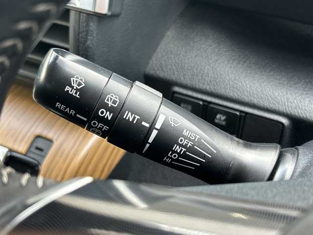 トヨタ シエンタ ハイブリッド G クエロ 富山県 2021(令3)年 8.3万km ブラックマイカ/ベージュ 2トーン 禁煙車/ディーラーオプションナビ/型式：NSZT-Y68T/【フルセグTV/CD/DVD/Bluetooth/SD】/ハーフレザー/両側パワースライドドア/三列シート/クルーズコントロール/ドライブレコーダー前後/バックカメラ/純正フロアマット/オートハイビーム/ビルトインＥＴＣ/フォグライト/LEDヘッドライト