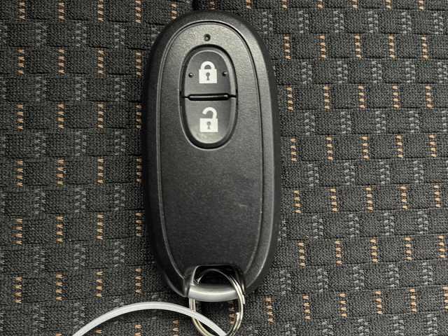 スズキ ハスラー ワンダラー 栃木県 2019(令1)年 1.7万km シフォンアイボリーメタリック/ウッディブラウン2トーンルーフ 純正ナビ/（BT/CD/DVD/フルセグ/AM/FM)/全方位カメラ/バック/サイド/フロントカメラ/衝突軽減システム/車線逸脱抑制機能/横滑り防止/アイドリングストップ/ビルトインETC/ドライブレコーダー/ハーフレザーシート/前席シートヒーター/電動格納ミラー/純正フロアマット/ISOFIX/プッシュスタート/スマートキー