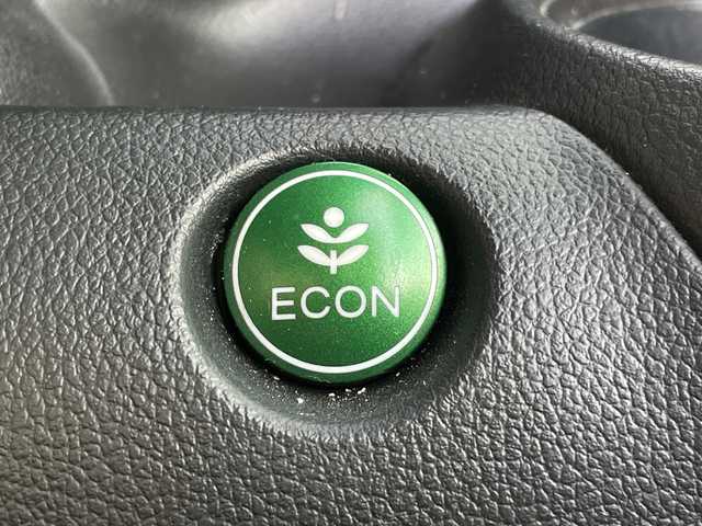 ホンダ Ｎ ＢＯＸ 2トーン カスタム G Lパッケージ 山口県 2015(平27)年 11.1万km プレミアムホワイトパールⅡ 社外ナビ/CD/DVD/SD/BT/AM/FM/フルセグTV/バックカメラ/両側パワースライドドア/ETC/オートライト/電動格納ミラー/純正フロアマット