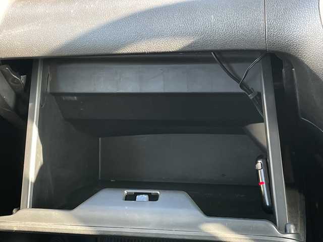 ホンダ Ｎ ＢＯＸ 2トーン カスタム G Lパッケージ 山口県 2015(平27)年 11.1万km プレミアムホワイトパールⅡ 社外ナビ/CD/DVD/SD/BT/AM/FM/フルセグTV/バックカメラ/両側パワースライドドア/ETC/オートライト/電動格納ミラー/純正フロアマット