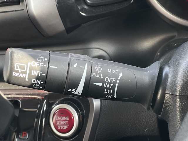 ホンダ Ｎ ＢＯＸ 2トーン カスタム G Lパッケージ 山口県 2015(平27)年 11.1万km プレミアムホワイトパールⅡ 社外ナビ/CD/DVD/SD/BT/AM/FM/フルセグTV/バックカメラ/両側パワースライドドア/ETC/オートライト/電動格納ミラー/純正フロアマット