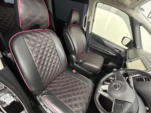 日産 セレナ ハイウェイスター 道北・旭川 2017(平29)年 2.1万km ダイヤモンドブラック ・4WD/・寒冷地仕様/・純正SDナビ/・CD/DVD/SD/BT/iPod/AUX/USB/フルセグ/・両側パワースライドドア/・スライドドアハンズフリー機能/・バックカメラ/・エマージェンシーブレーキ/・横滑り防止装置/・アイドリングストップ/・ステアリングスイッチ/・ミラーヒーター/・電動格納ウィンカーミラー/・LEDヘッドライト/・オートライト/・フォグライト/・ドアバイザー/・純正フロアマット/・社外１８インチAW/・エンジンスターター/・プッシュスタート/・スマートキー/・スペアキー/・純正16インチホイール冬タイヤ積込