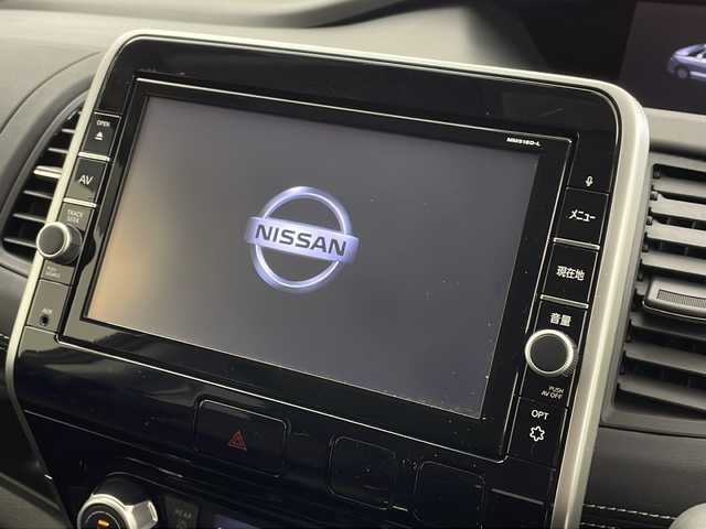 日産 セレナ ハイウェイスター Vセレクション 新潟県 2018(平30)年 3.7万km ダイヤモンドブラック 純正メモリナビ(MM518D-L)/バックカメラ/フルセグTV/LEDヘッドライト/衝突軽減防止装置/スマートキー/ETC/クルーズコントロール/保証書/取扱説明書