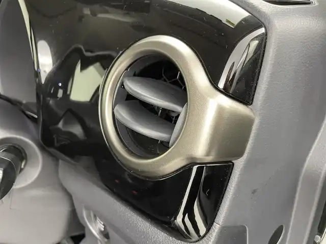 スズキ ハスラー Jスタイル Ⅱ 千葉県 2016(平28)年 6.1万km クールカーキPM 社外SDナビ/バックカメラ/衝突被害軽減システム/車線逸脱警報/ハーフレザーシート/横滑り防止装置/ETC/前後ドライブレコーダー/アイドリングストップ/LEDヘッドライト/フォグランプ/オートライト/ウィンカーミラー/電動格納ミラー/純正15インチAW/D/Nシートヒーター/シートリフター/禁煙車/Bluetooth/フルセグTV/プッシュスタート/スマートキー/フロアマット/ドアバイザー/スペアキー/取扱説明書