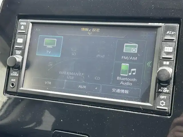 日産 セレナ ハイウェイスター 道東・釧路十勝 2017(平29)年 12万km ブリリアントホワイトパール 4WD/純正ナビ/アラウンドビューモニター/フルセグTV/両側パワースライドドア/クルーズコントロール/衝突軽減ブレーキ/社外AW付冬タイヤ積込/ドアバイザー/フロアマット/プッシュスタート/スマートキー/革巻きステアリング/ステアリングスイッチ
