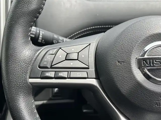 日産 セレナ ハイウェイスター 道東・釧路十勝 2017(平29)年 12万km ブリリアントホワイトパール 4WD/純正ナビ/アラウンドビューモニター/フルセグTV/両側パワースライドドア/クルーズコントロール/衝突軽減ブレーキ/社外AW付冬タイヤ積込/ドアバイザー/フロアマット/プッシュスタート/スマートキー/革巻きステアリング/ステアリングスイッチ