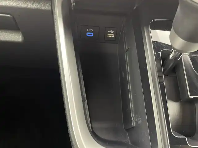 トヨタ ヴォクシー S－Z 千葉県 2022(令4)年 2.8万km アティチュードブラックマイカ 禁煙車/12.1インチフリップダウンモニター　後席モニター/トヨタセーフティセンス/・LDA　レーンディパーチャーアラート　レーンキープ/・PDA　プロアクティブドライビングアシスト/・PCS　プリクラッシュセーフティ　衝突軽減/・PKSB　パーキングサポートブレーキ/・コーナーセンサー/・BSM　ブラインドスポットモニター/両側電動ドア　両側パワースライドドア/快適利便パッケージ/・2列目オットマン/・2列目シートヒーター/・パワーバックドア　電動リアゲート/・ハンドルヒーター　ステアリングヒーター/ユニバーサルステップ/純正10.5インチディスプレイオーディオ/・ディスプレイオーディオplus/・ナビ機能/フルセグTV/CD・DVD/USB入力/HDMI入力/・アラウンドビュー　全方位カメラ/・ビルトインETC2.0/レーダークルーズコントロール/三眼LEDヘッドライト/フォグランプ/オートライト/オートハイビーム/ハーフレザーシート/前席/2列目シートヒーター/純正17インチアルミホイール/革巻きステアリング/ステアリングリモコン/電動パーキングブレーキ