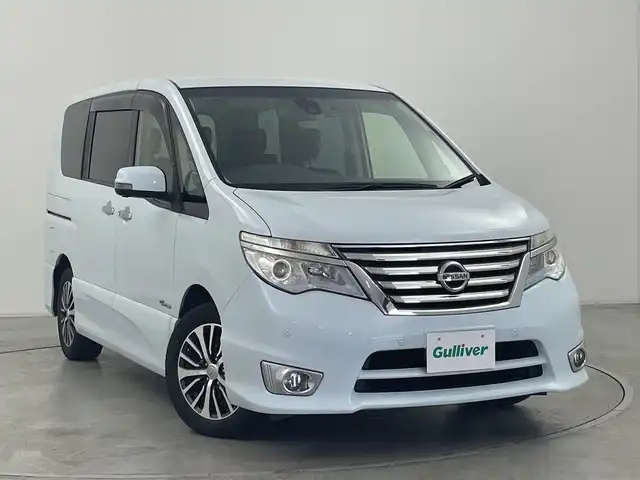 日産 セレナ HWS S HV Vセレ +Sefty Aセーフ 群馬県 2015(平27)年 6.3万km ブルームーンホワイトP 純正８型ナビ　純正１１型後席モニター　全周囲カメラ　ドラレコ　ＥＴＣ　両側電動スライドドア　衝突被害軽減ブレーキ　クルーズコントロール　革巻きステアリング　ＬＥＤライト　フォグ　スマートキー　禁煙車