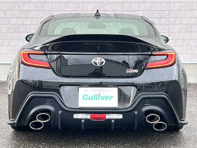 トヨタ ＧＲ８６ RZ 福島県 2022(令4)年 5.4万km クリスタルブラックシリカ ＧＲエアロ　ＴＯＭｓ４本出しマフラー　ＴＲＤスプリング　社外エキゾーストマニホールド　ＣＵＳＣＯタワーバー　純正９型ナビ　バックＣ　クルコン　ドラレコ　純正１８ＡＷ　スポーツバイザー　スペアキー