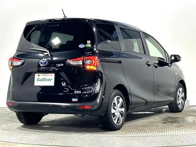トヨタ シエンタ ハイブリッド G クエロ 大阪府 2019(平31)年 2.5万km ブラックマイカ 純正ナビ(フルセグ/DVD再生/Bluetooth) バックカメラ ETC 両側パワースライドドア 衝突軽減 クルコン クリアランスソナー トヨタセーフティセンス ハーフレザー ドラレコ スマートキー