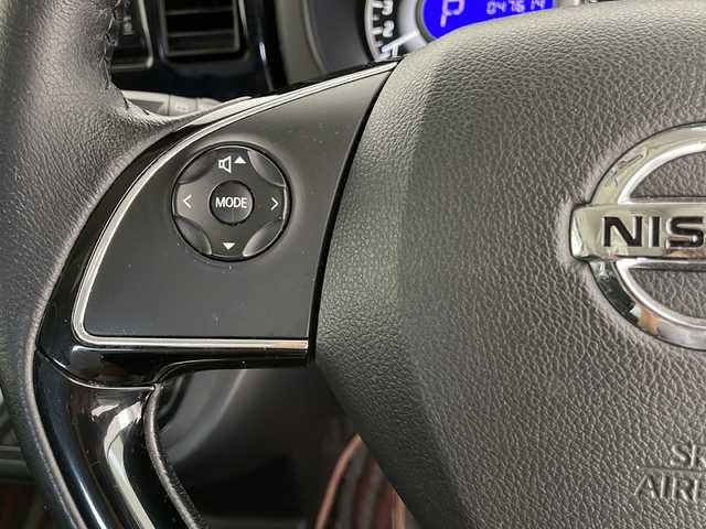 日産 デイズ ルークス HWS X Vセレクション 長野県 2016(平28)年 4.8万km アメジストブラック/シルキーホワイト 純正ナビ/フルセグ/DVD/CD/BT/バックカメラ（全方位）/純正フリップダウンモニター/ETC/両側パワースライドドア/前方ドライブレコーダー/リアサーキュレーター/アイドリングストップ/革巻きステアリング/ドアバイザー/キセノンライト/フォグランプ/フロアマット