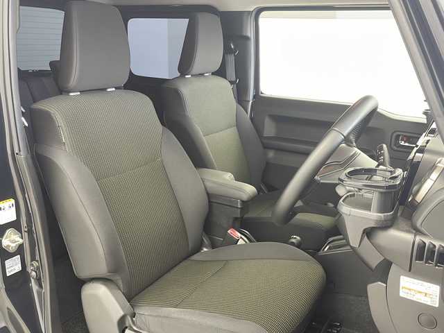 スズキ ジムニー XC 岐阜県 2020(令2)年 2万km ブルーイッシュブラックパール3 純正8インチSDナビ(CN-RZ856)/FM/AM/SD/USB/BLUETOOTH /CD/DVD/フルセグテレビ/バックカメラ/革巻きステアリング/ステアリングリモコン/クルーズコントロール/ヘッドライトウォッシャー/スズキセーフティサポート/LEDヘッドライト/オートライト