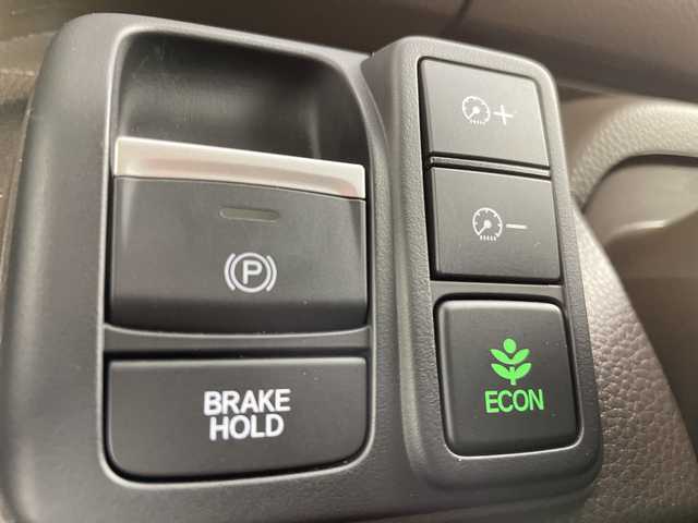 ホンダ Ｎ ＢＯＸ L 道央・札幌 2023(令5)年 2.1万km クリスタルブラックパール ・４WD  /   Honda SENSING/・衝突被害軽減ブレーキ/・レーダークルーズコントロール/・社外ナビ/・CD.Bluetooth.SD.USB/・バックカメラ/・両側パワースライドドア/・運転席＆助手席シートバックテーブル/・運転席＆助手席シートヒーター/・LEDライト/オートハイビーム/・ビルトインETC/・フロント左右シートヒーター/・ミラーヒーター/・コーナーセンサー