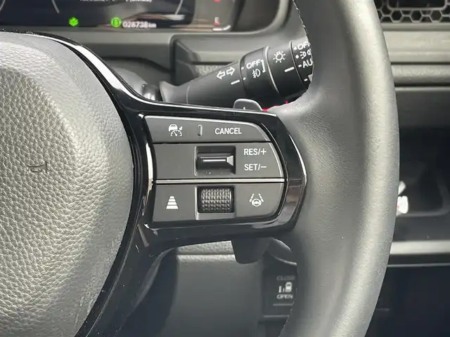 ホンダ ステップワゴン スパーダ eHEV プレミアムライン 東京都 2024(令6)年 2.9万km プラチナホワイトパール １１．４型ホンダコネクトナビ＆フルセグ　/・AppleCarPlay＆AndroidAuto/・BluetoothAudio/・CD/SD/DVD/AM/FM/USB/アラウンドビューモニター/両側パワースライドドア　/パワーバックドア　/ブラインドスポットモニター　/ホンダセンシング/（安全運転支援システム）/・衝突軽減ブレーキ/・後方誤発進抑制機能/・歩行者事故低減ステアリング/・渋滞追従機能付クルーズコントロール/・車線維持支援システム/・先行者発進お知らせ機能/・誤発進抑制/・近距離衝突軽減ブレーキ/・標識認識機能/撥水ファブリックコンビシート /・前席シートヒーター/・キャプテンシート /ＬＥＤヘッドライト /シートバックテーブル/ビルトインETC/プッシュエンジンスタート/スマートキー