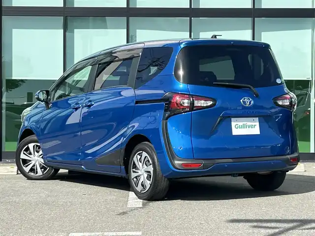 トヨタ シエンタ G クエロ 和歌山県 2019(令1)年 3.3万km コバルトブルーメタリック 純正7インチナビ/フルセグTV/(AM/FM/CD/DVD/SD/USB/Bluetooth)/全方位カメラ/衝突軽減ブレーキ/車線逸脱防止/クリアランスソナー/先行車発進お知らせ/両側パワースライドドア/ETC/ドライブレコーダー/LEDヘッドライト/オートライト/フォグランプ/オートハイビーム/ハーフレザーシート/プッシュスタート/スマートキー/スペアキー