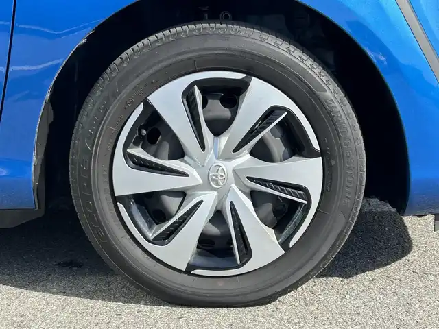 トヨタ シエンタ G クエロ 和歌山県 2019(令1)年 3.3万km コバルトブルーメタリック 純正7インチナビ/フルセグTV/(AM/FM/CD/DVD/SD/USB/Bluetooth)/全方位カメラ/衝突軽減ブレーキ/車線逸脱防止/クリアランスソナー/先行車発進お知らせ/両側パワースライドドア/ETC/ドライブレコーダー/LEDヘッドライト/オートライト/フォグランプ/オートハイビーム/ハーフレザーシート/プッシュスタート/スマートキー/スペアキー