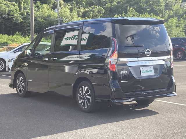 日産 セレナ ハイウェイスター V 佐賀県 2020(令2)年 4.7万km ダイヤモンドブラック 純正エアロ/純正ナビ/アラウンドビューモニター/フリップダウンモニター/エマージェンシーブレーキ/LDW/オートハイビーム/クルーズコントロール/両側パワースライドドア/ETC/プッシュスタート/インテリジェントキー/LEDヘッドライト/フォグライト/純正アルミホイール