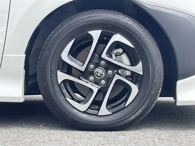 トヨタ シエンタ ハイブリッド Z 和歌山県 2023(令5)年 0.9万km ホワイトパールクリスタルシャイン 純正10.5インチナビ/バックカメラ/フルセグTV/BT/USB/衝突軽減ブレーキ/レーンキープアシスト/ブラインドスポットモニター/レーダークルコン/オートライト/前後コーナーセンサー/モデリスタエアロ/前後ドラレコ/ビルトインETC2.0/両側パワスラ/１００V充電/ステアリングヒーター/ステアリングリモコン