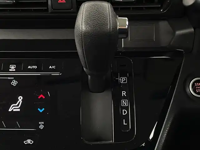 日産 ルークス ハイウェイスター X 新潟県 2020(令2)年 4.5万km アトランティックブルー 純正ナビ/　　フルセグ/CD/DVD/BT/バックカメラ/アラウンドビューモニター/片側パワースライドドア/LEDオートライト/純正14インチアルミホイール/ステアリングスイッチ/アイドリングストップ/社外アルミホイール付スタッドレスタイヤ車載/スマートキー/ETC